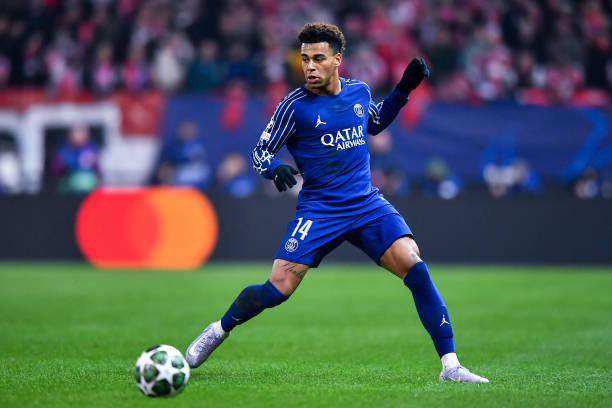 发现半岛体育-【人物】19岁杜埃横空出世，巴黎攻击群全活了